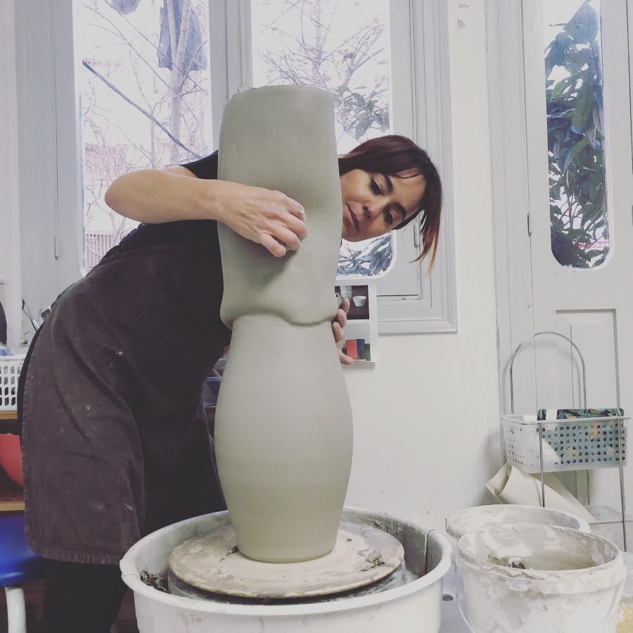 Modelage d'un totem au tour